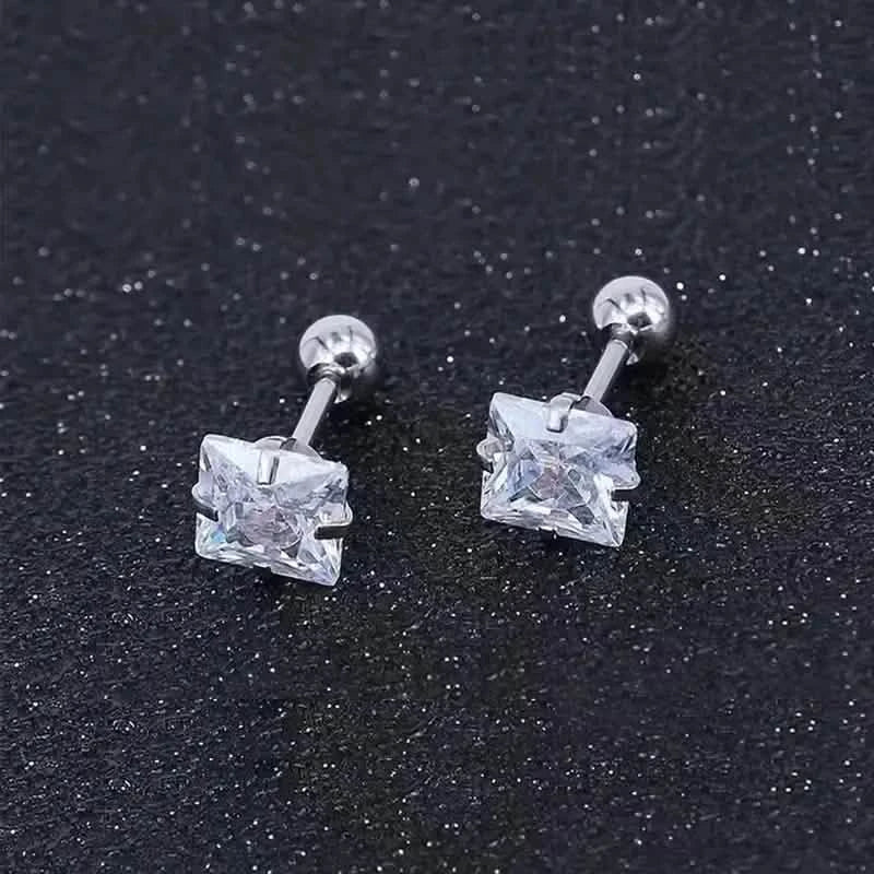 Boucles d'oreilles clous carrées en acier inoxydable 316 avec oxydes de zirconium