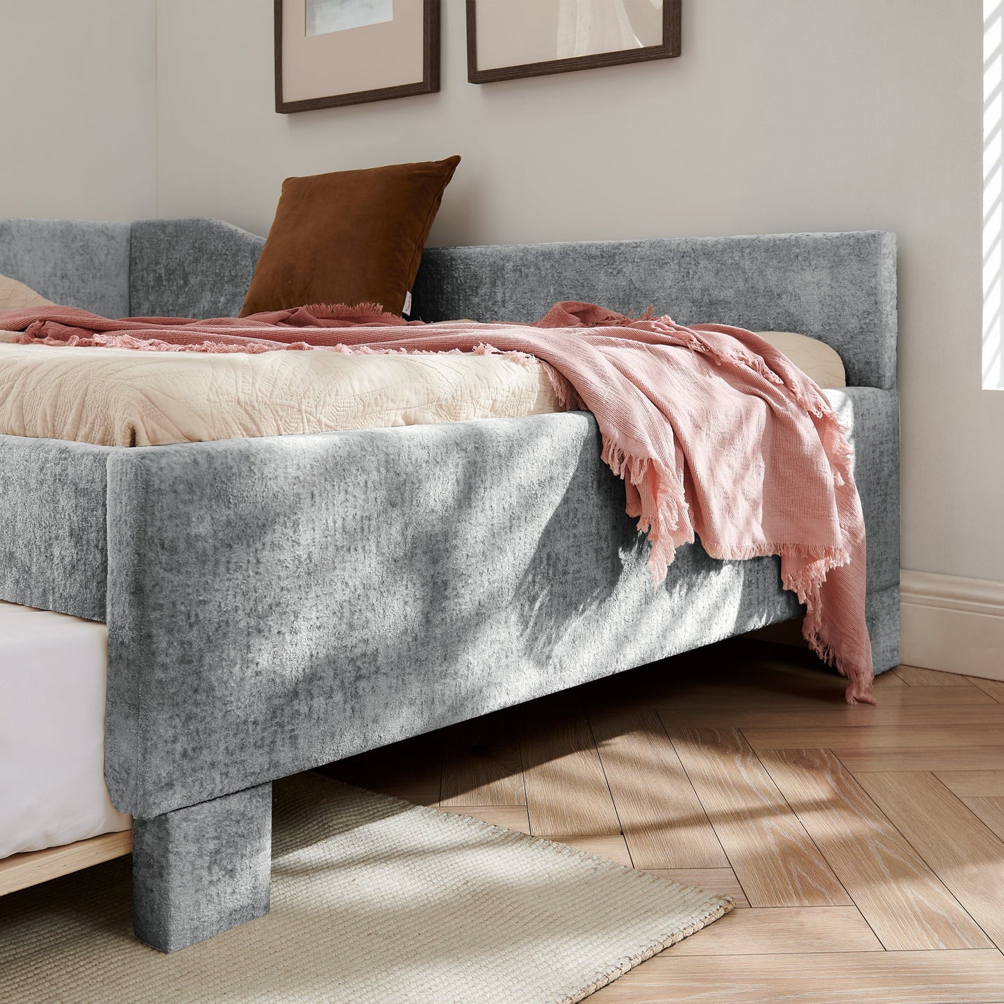 Full Size Curved Round Edge Padded Backrest Daybed