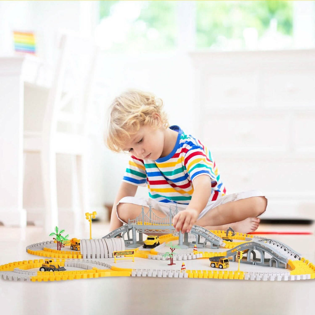 340-Piece: Construction Race Track Toy Set