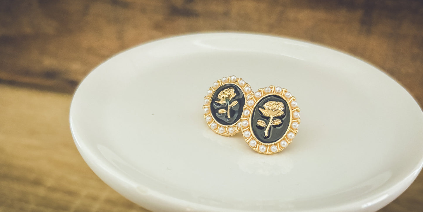Beautiful Black and Pearl Rose Earrings