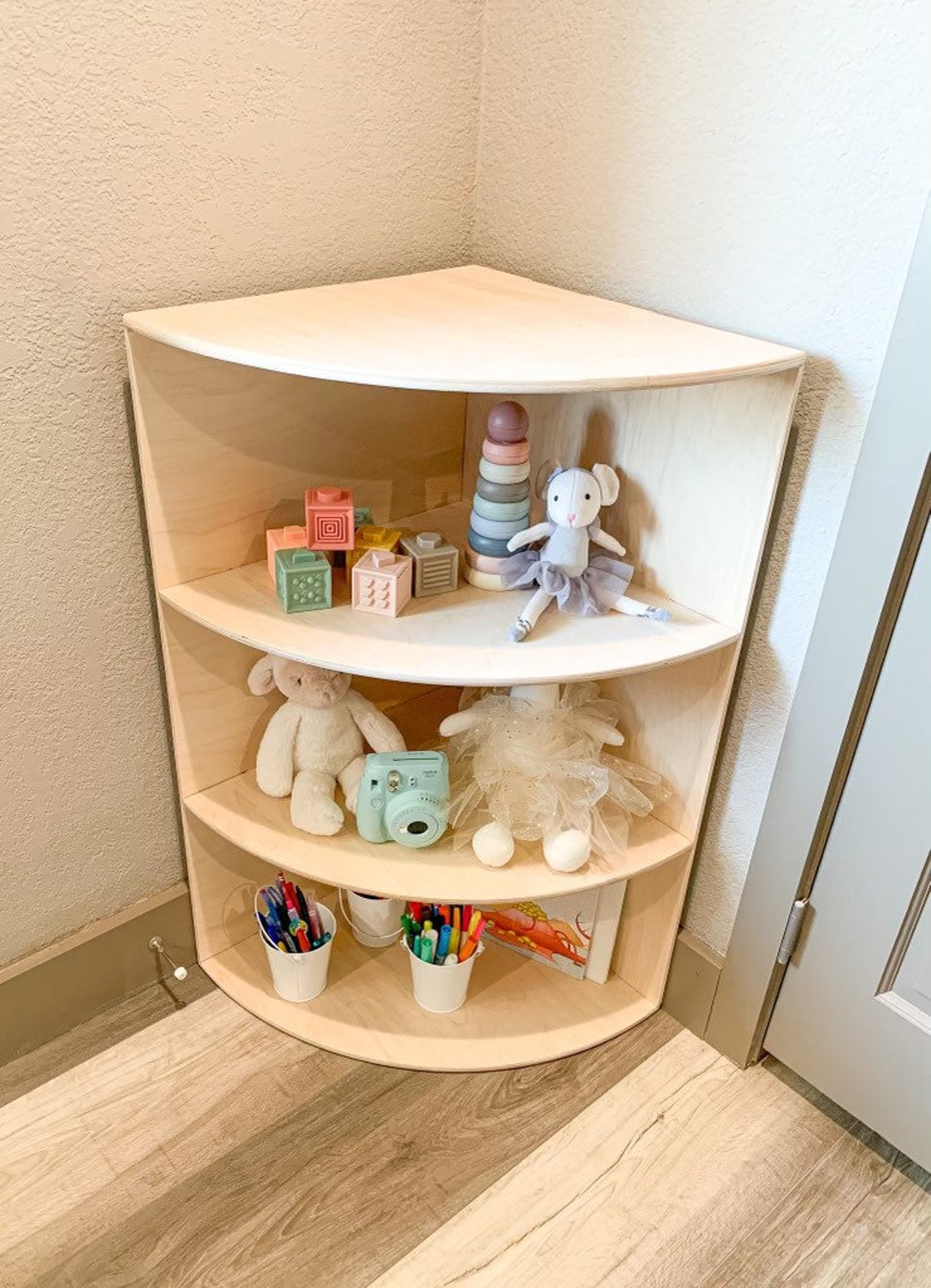 SCARLET- Corner Toy Shelf
