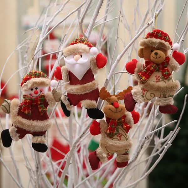 Lot de 4 : pendentifs poupées de Noël