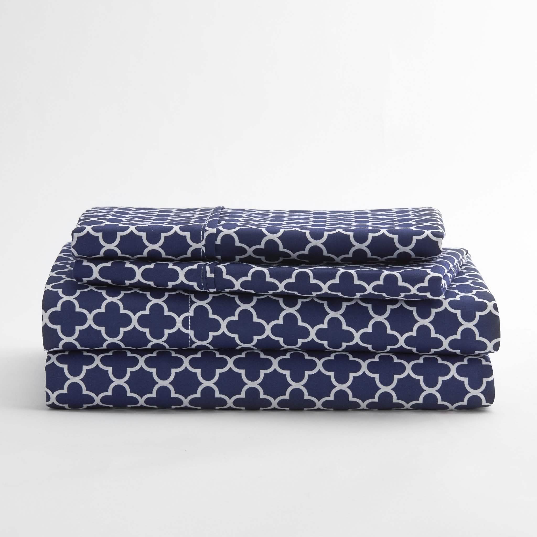 4-Piece: Quatrefoil Patterned Sheet Set