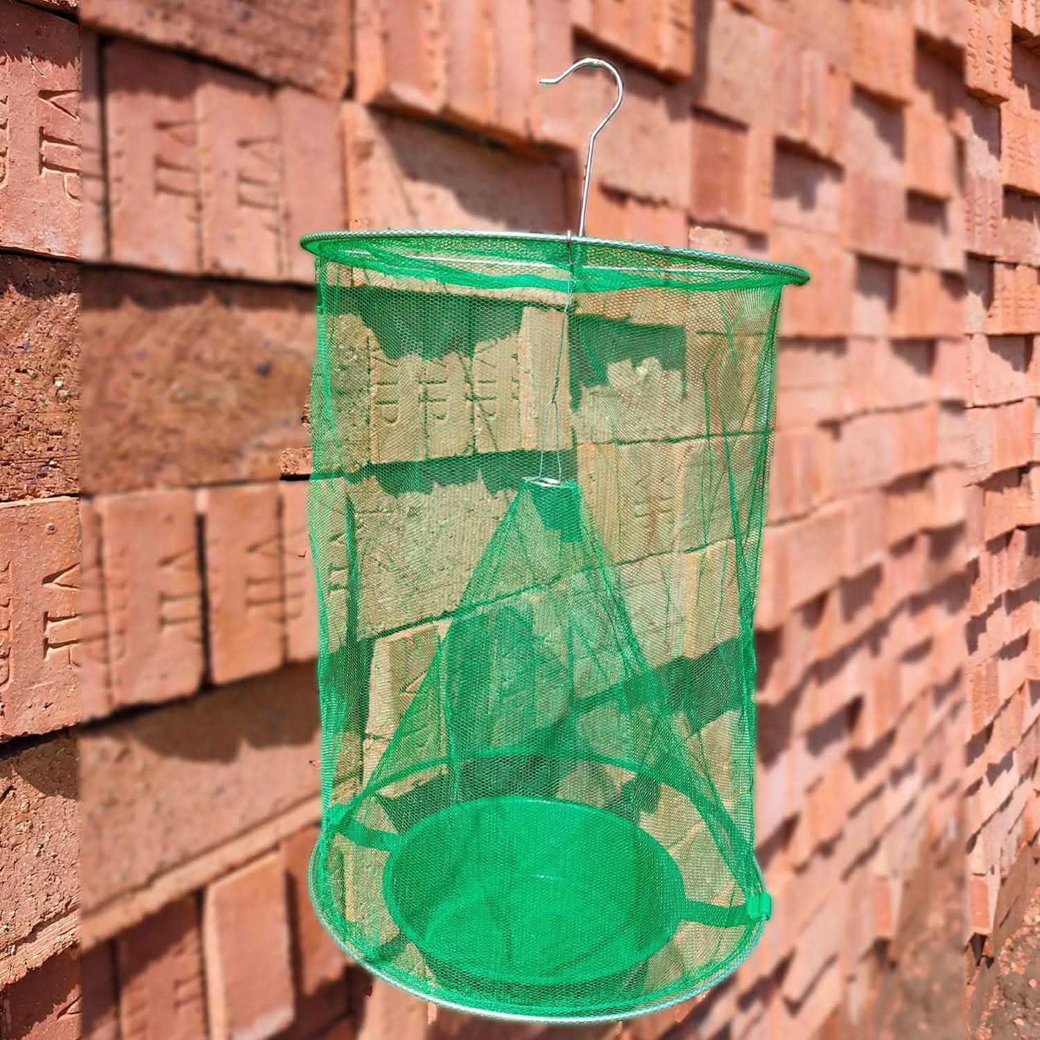 4-Piece: Ranch Fly Trap with Bait Set