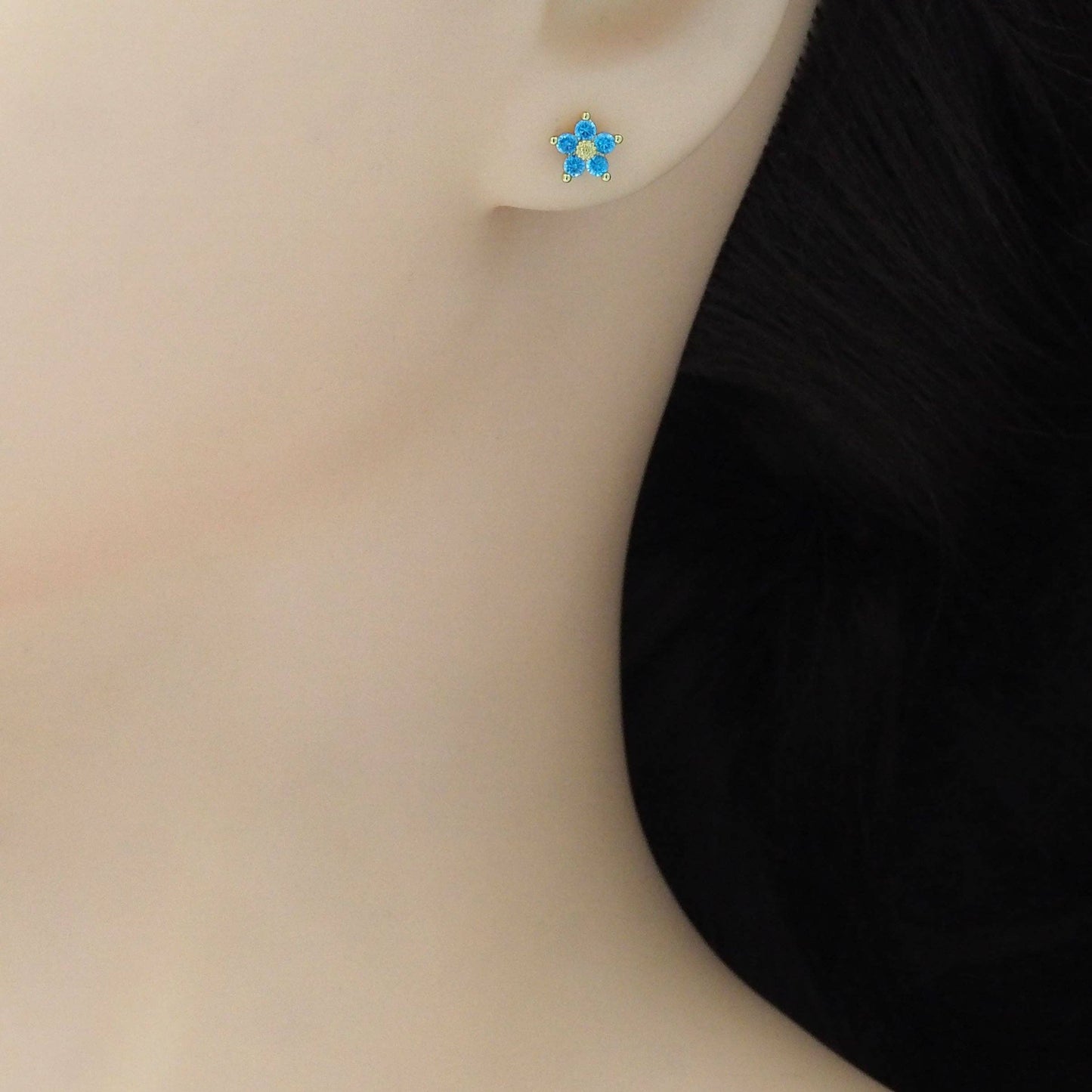 Clear Blue CZ Gold Flower Stud Earrings, Sku#LK895