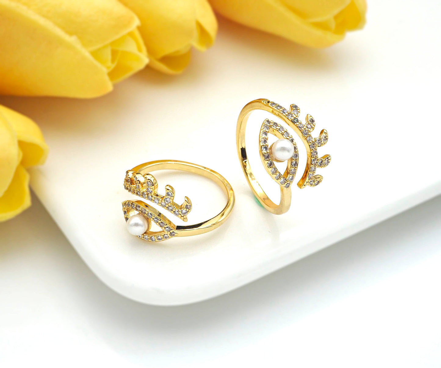 Eye with Pearl Long Eyelash Ring, LD80