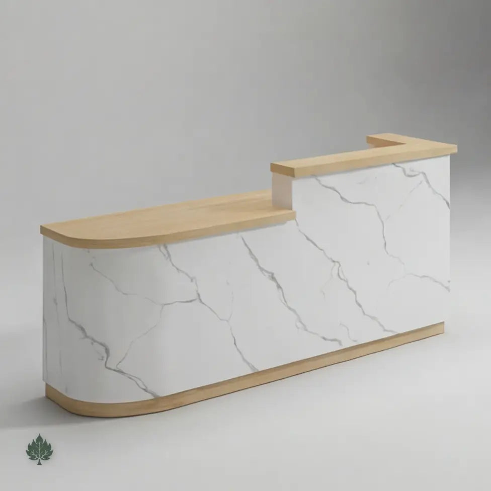 Beatriz · Front Reception Desk