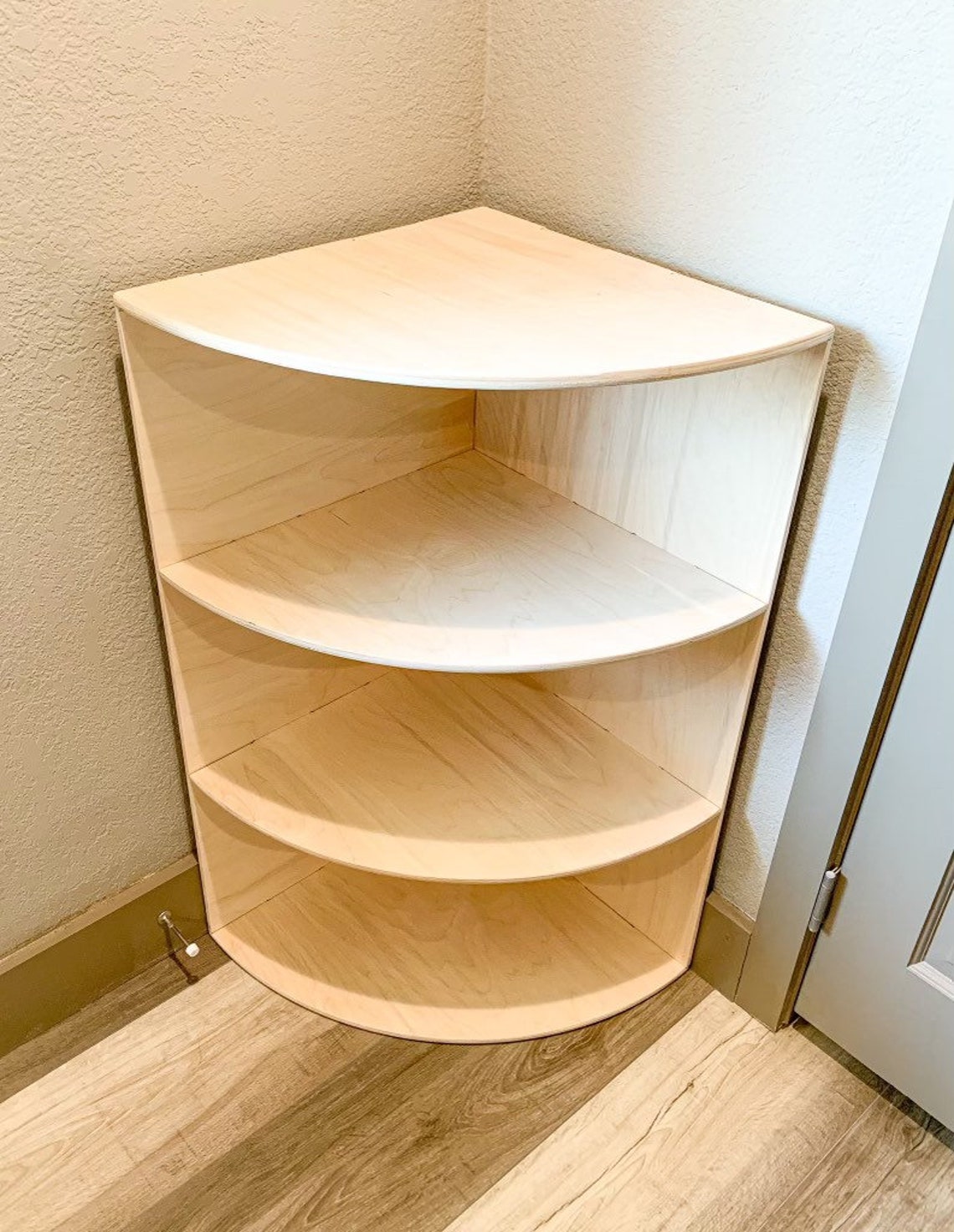 SCARLET- Corner Toy Shelf