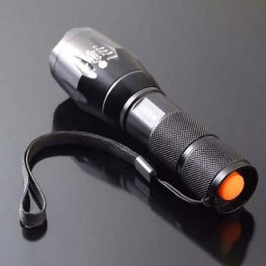 5000LM XM-L T6 LED タクティカルフラッシュライト