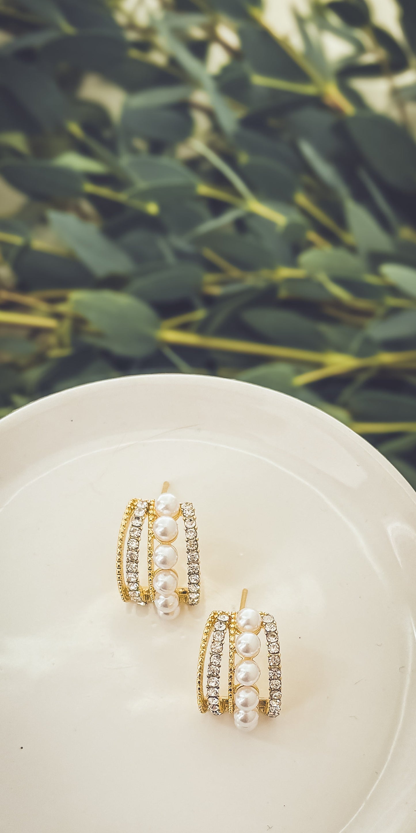 Heirloom Pearl Huggies - Gold or Silver
