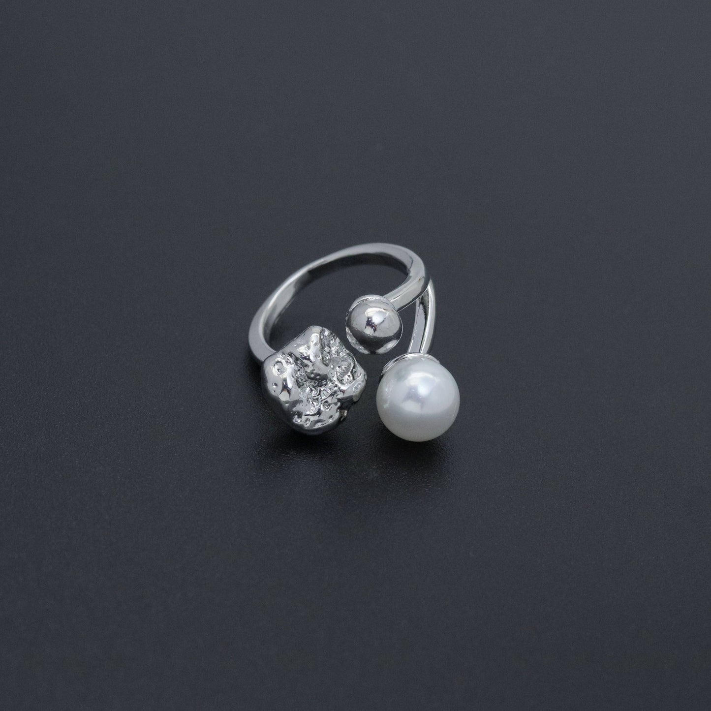 Silver Hammered Square with Pearl Adjustable Ring, Sku#ZX211