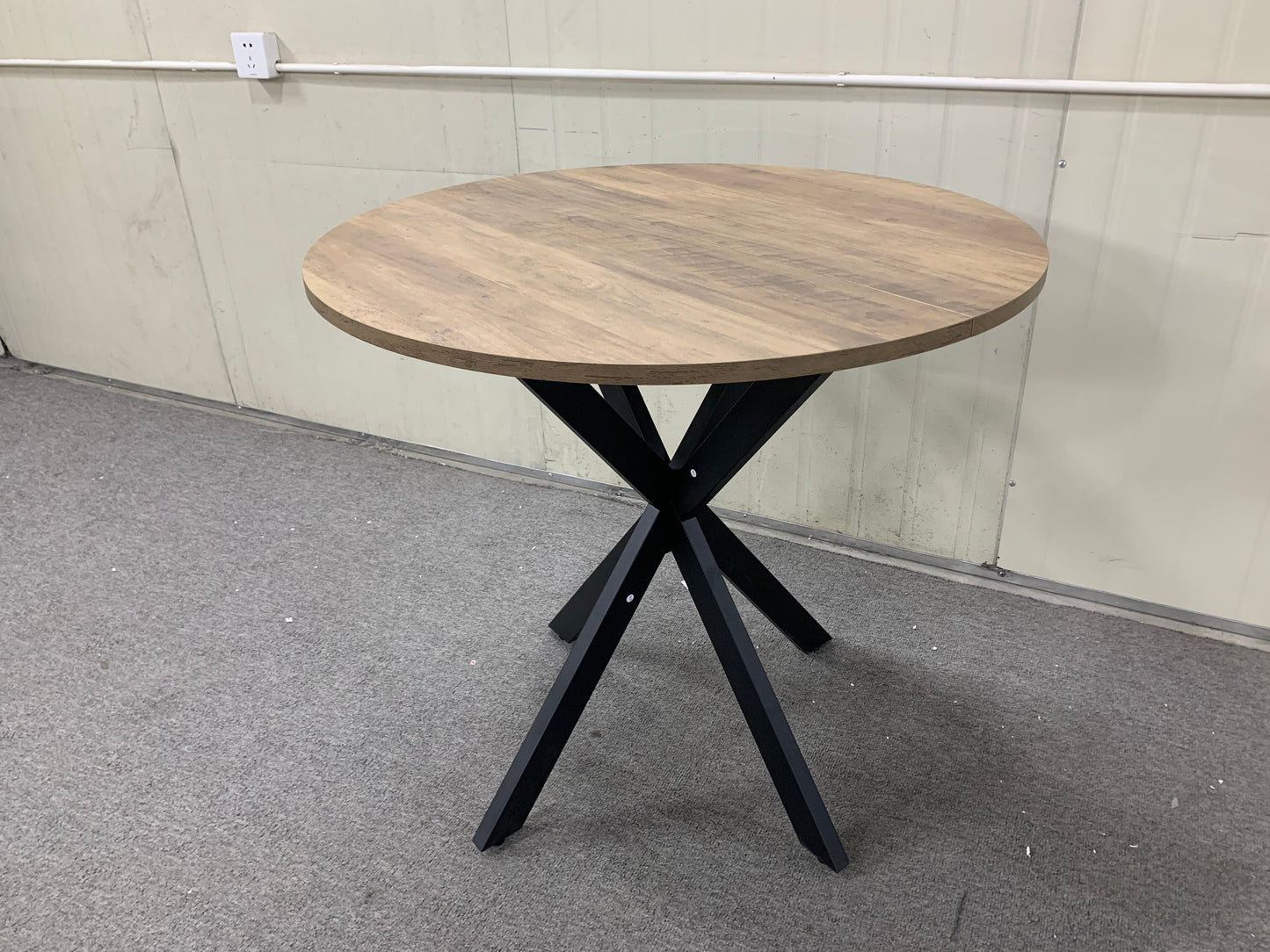 31.5 Inch Round Dining Table