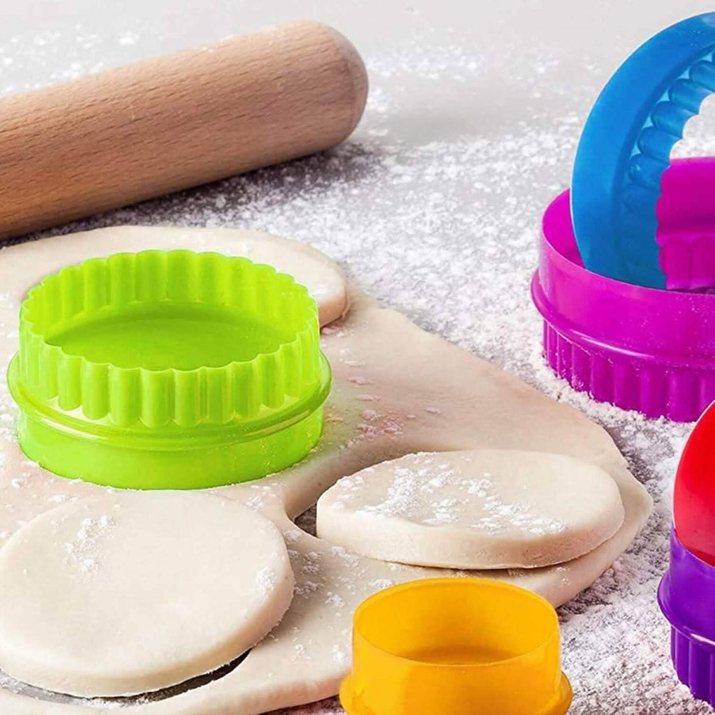 7-Pack: Premium Quality Two-Sided Biscuit Cutter Set For Cookies And Fondant Cakes
