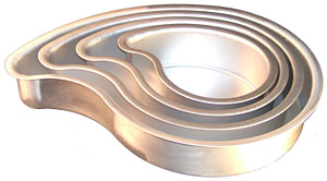 Comma Baking Pan - Aluminum - 14" X 3"