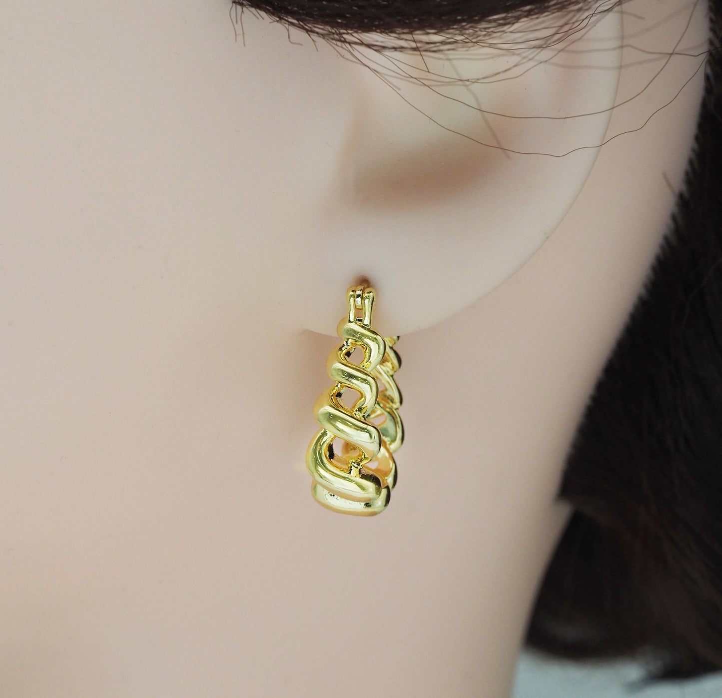Gold Round Twist Shape Climber Earrings, Oval Earrings, Sku#J365