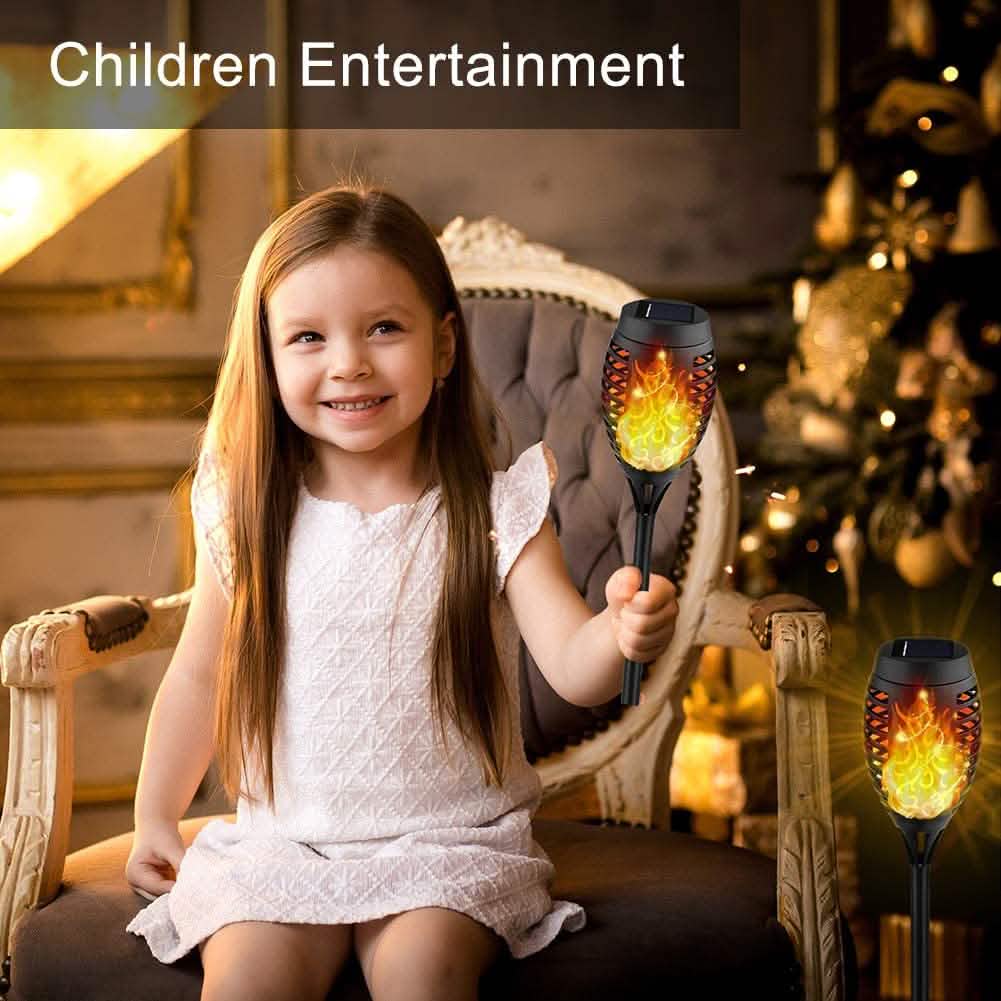 Lot de 8 : Lampes solaires torches à flamme vacillante