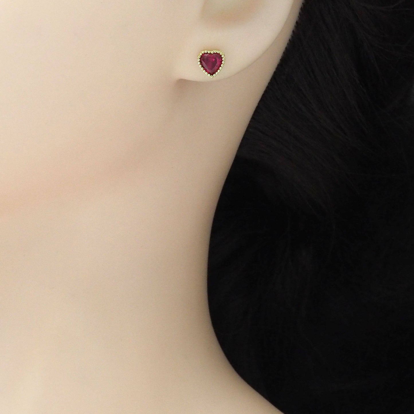 Red Heart CZ Gold Stud Earrings, Sku#LK893