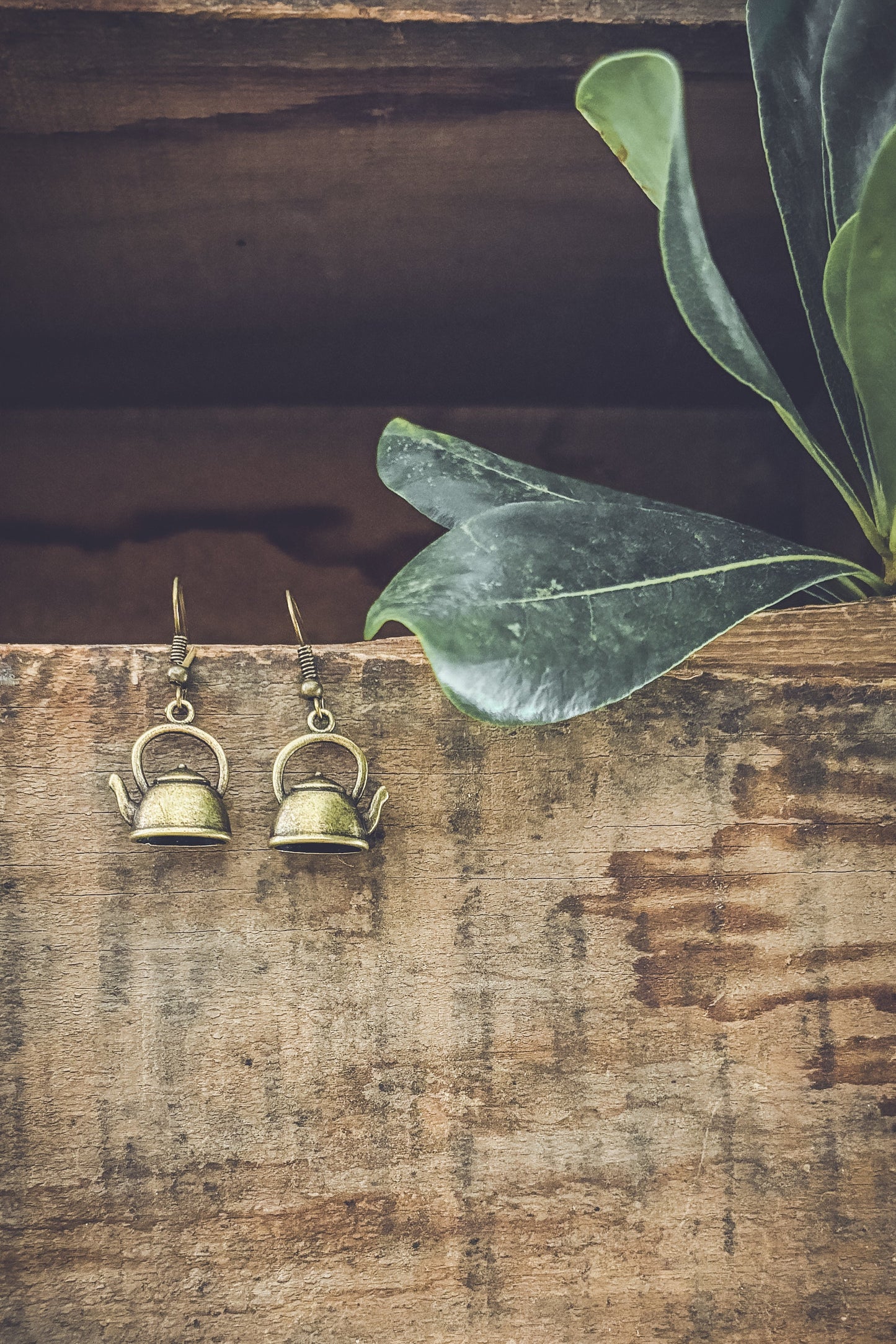 Adorable Tea Kettle Earrings
