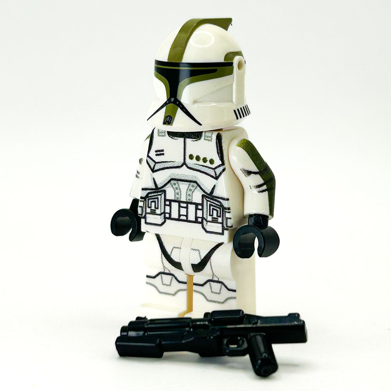 Olive Clone Trooper (Olive, P1) Minifig
