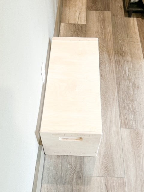 Benny- Toddler Shoe Bench
