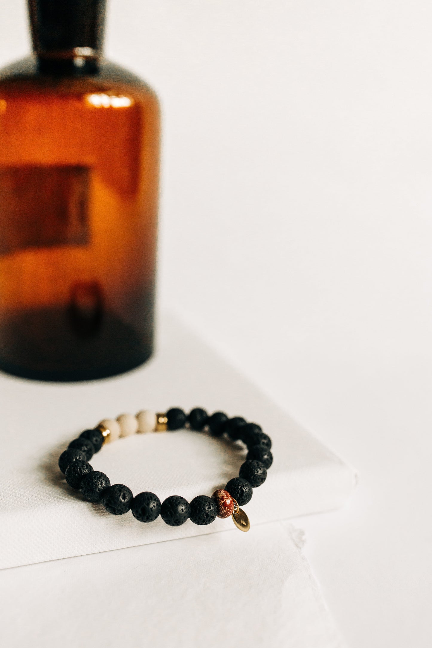 Riveter Made Bracelet | Black Signature