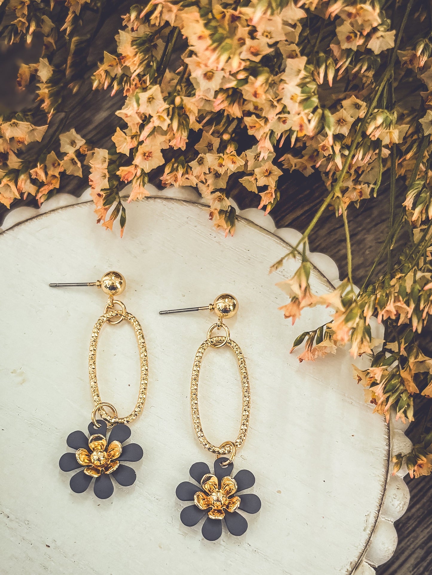 Beautiful Gold Flower Drop Earrings