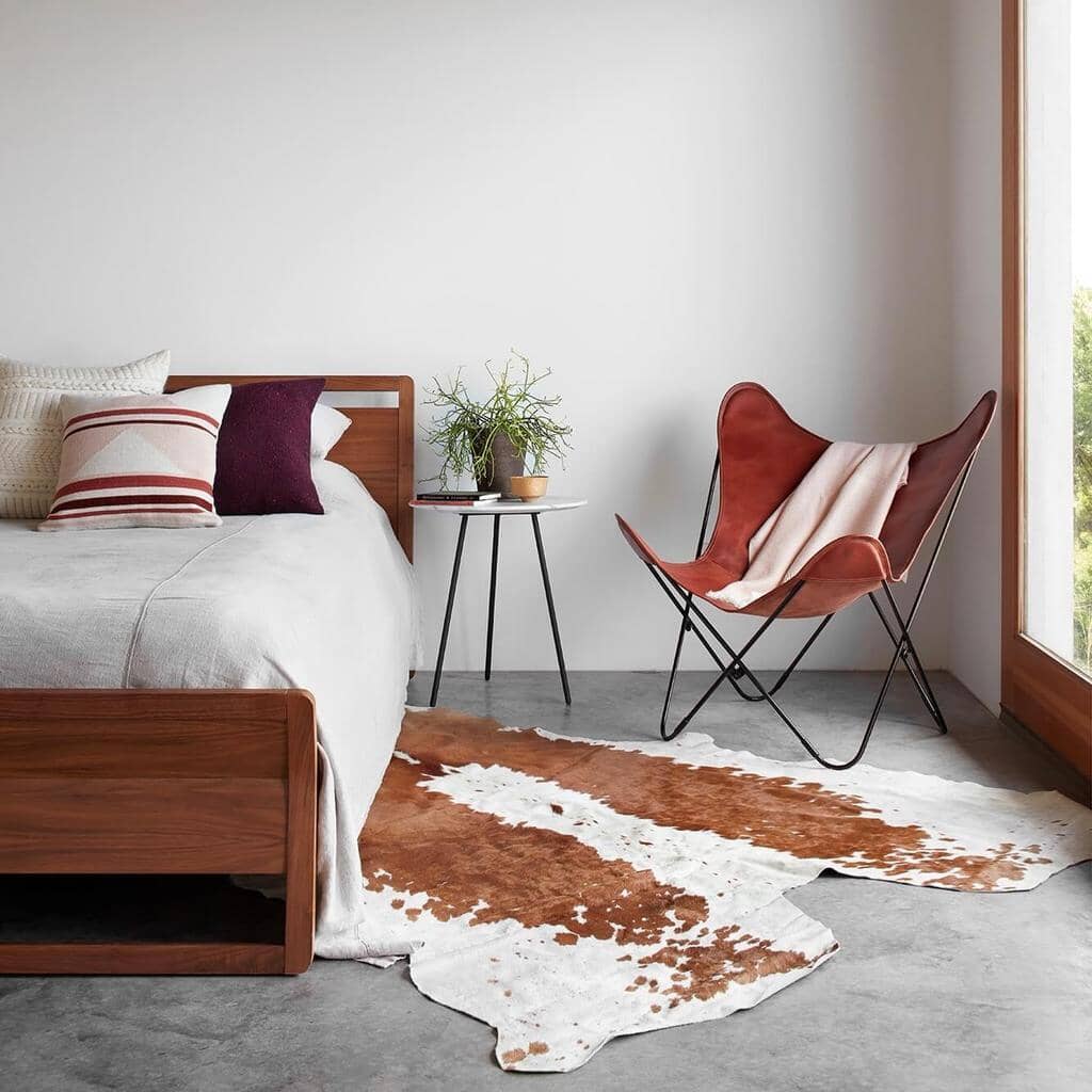 Le fauteuil papillon vintage Cognac