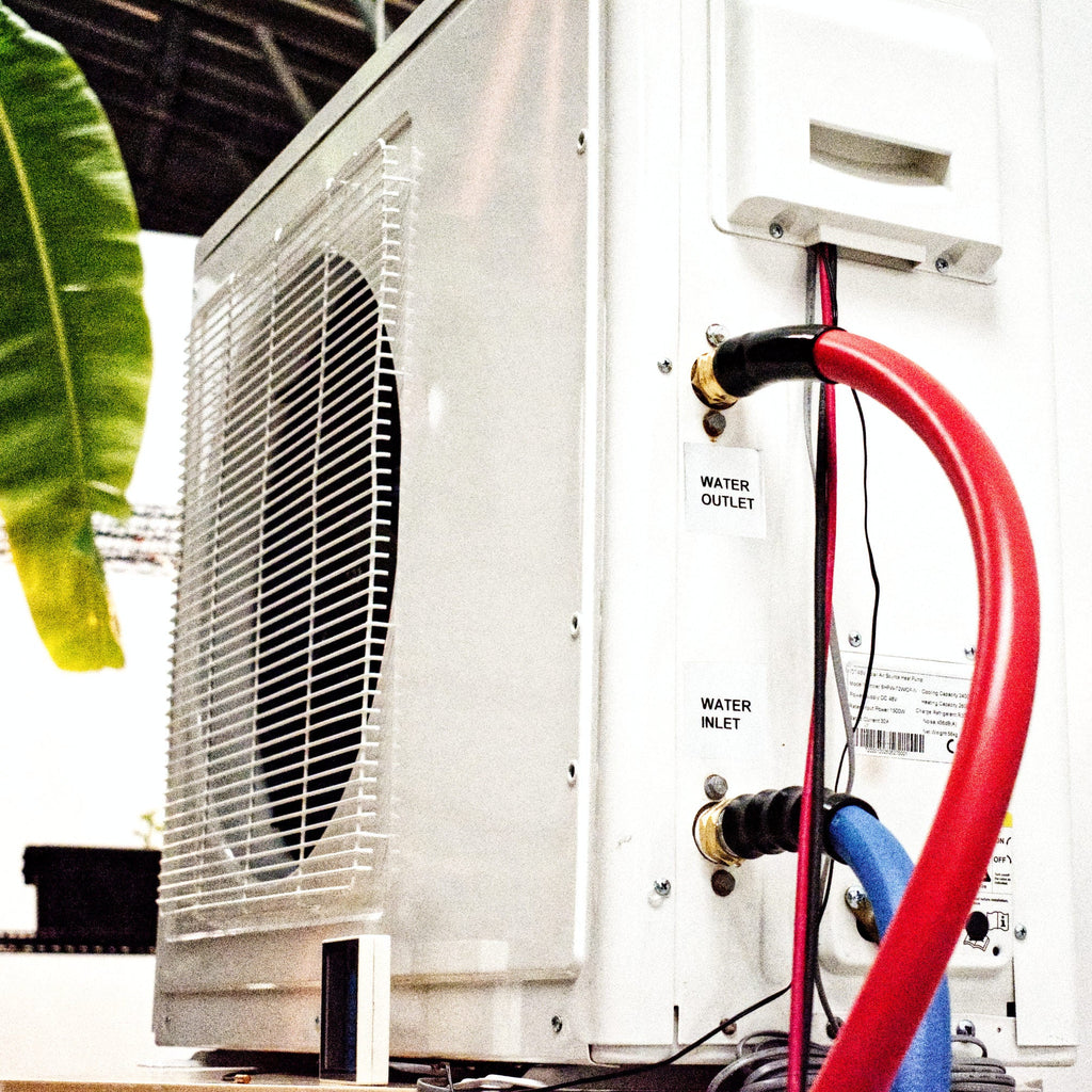 24V DC Hydronic Water Chiller & Heater w/ 3.6 GPM DC Water Pump