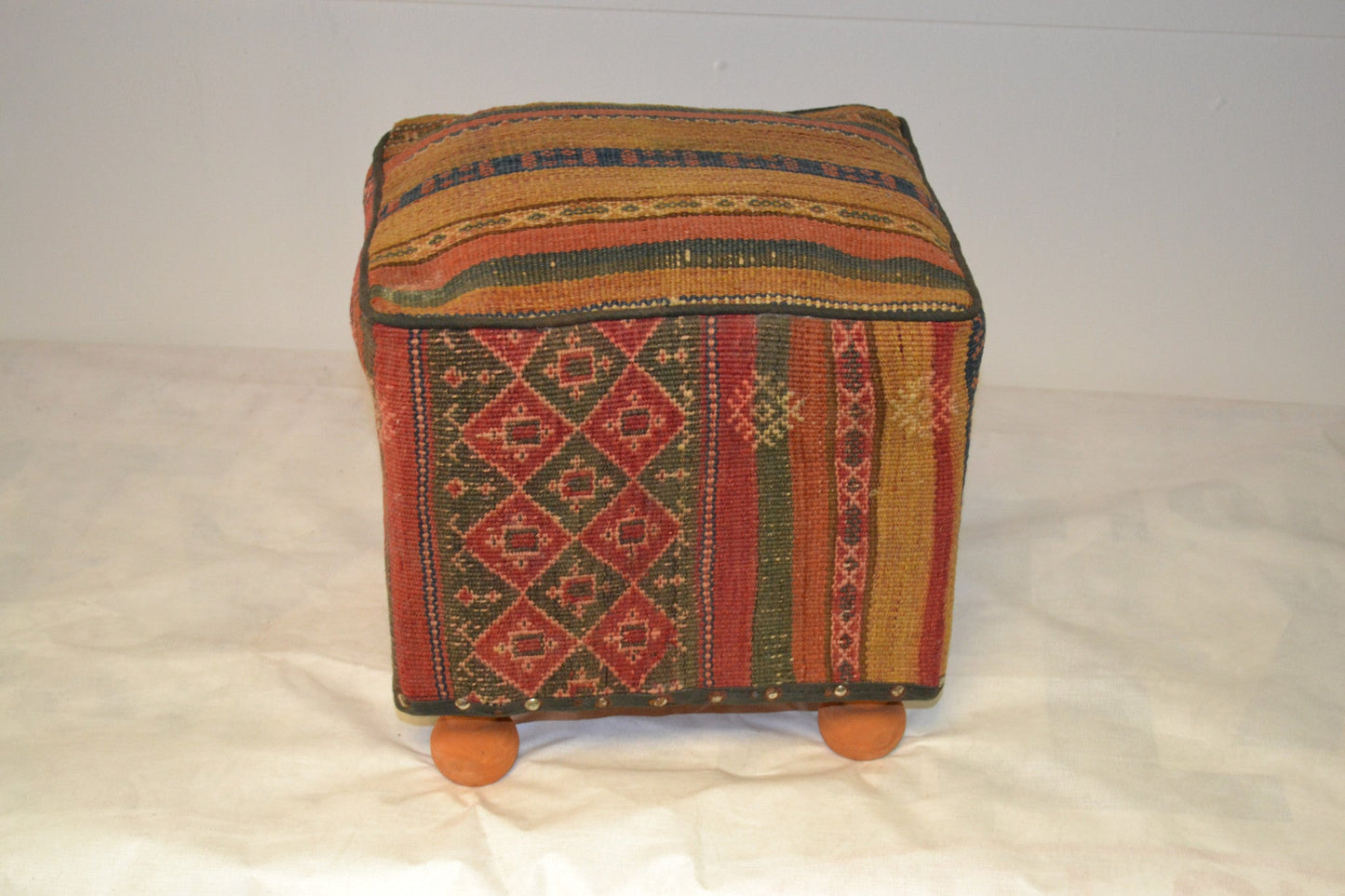 Rug Pouf/ Rug Sitting Stool / Rug Ottoman / Kilim Sitting Stool / Stools # 97