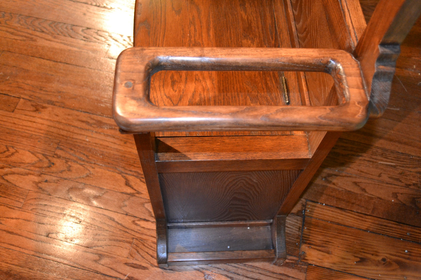 Oak Hall Tree with Storage Trunk