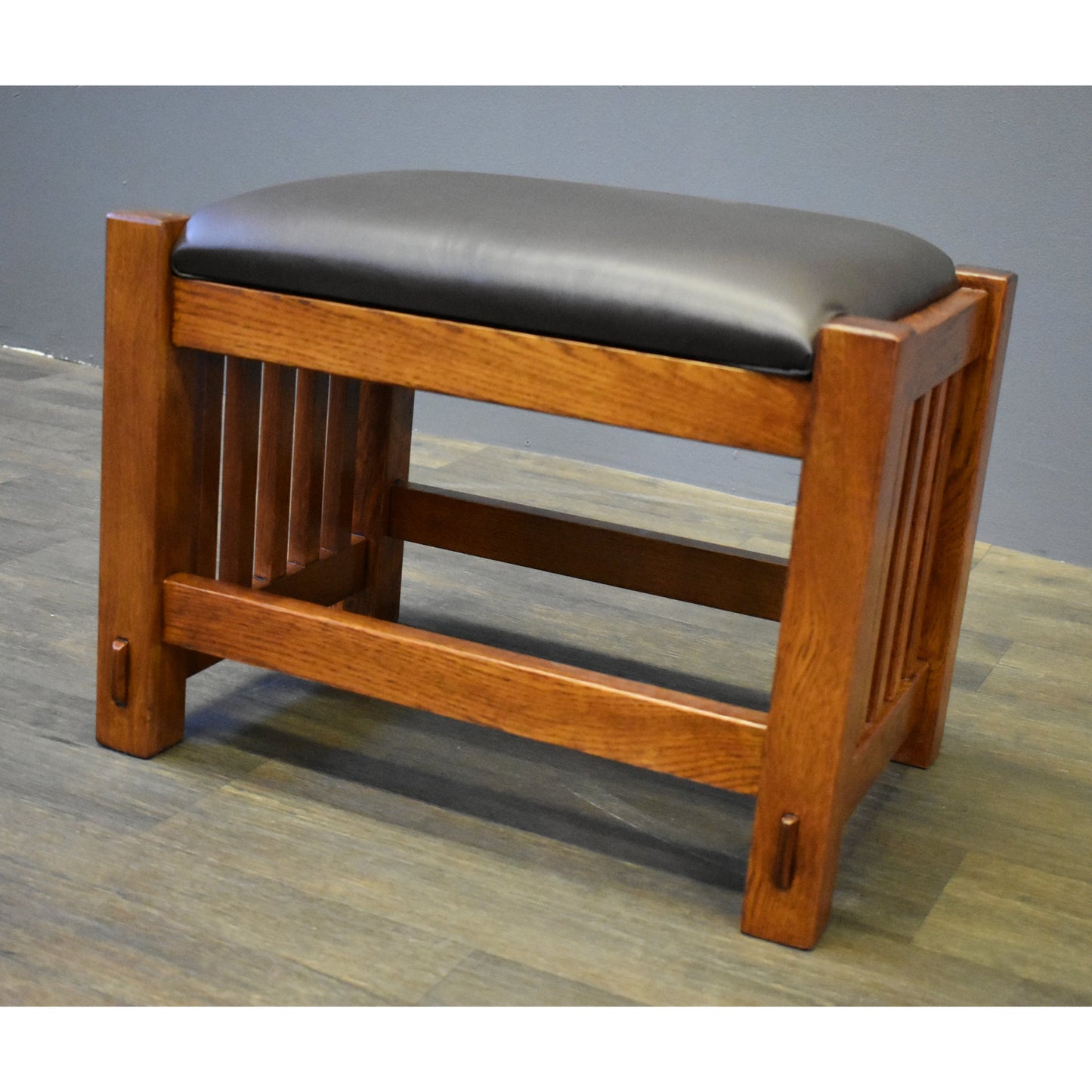 Mission Oak Footstool - Wide Spindles (2 Colors Available)