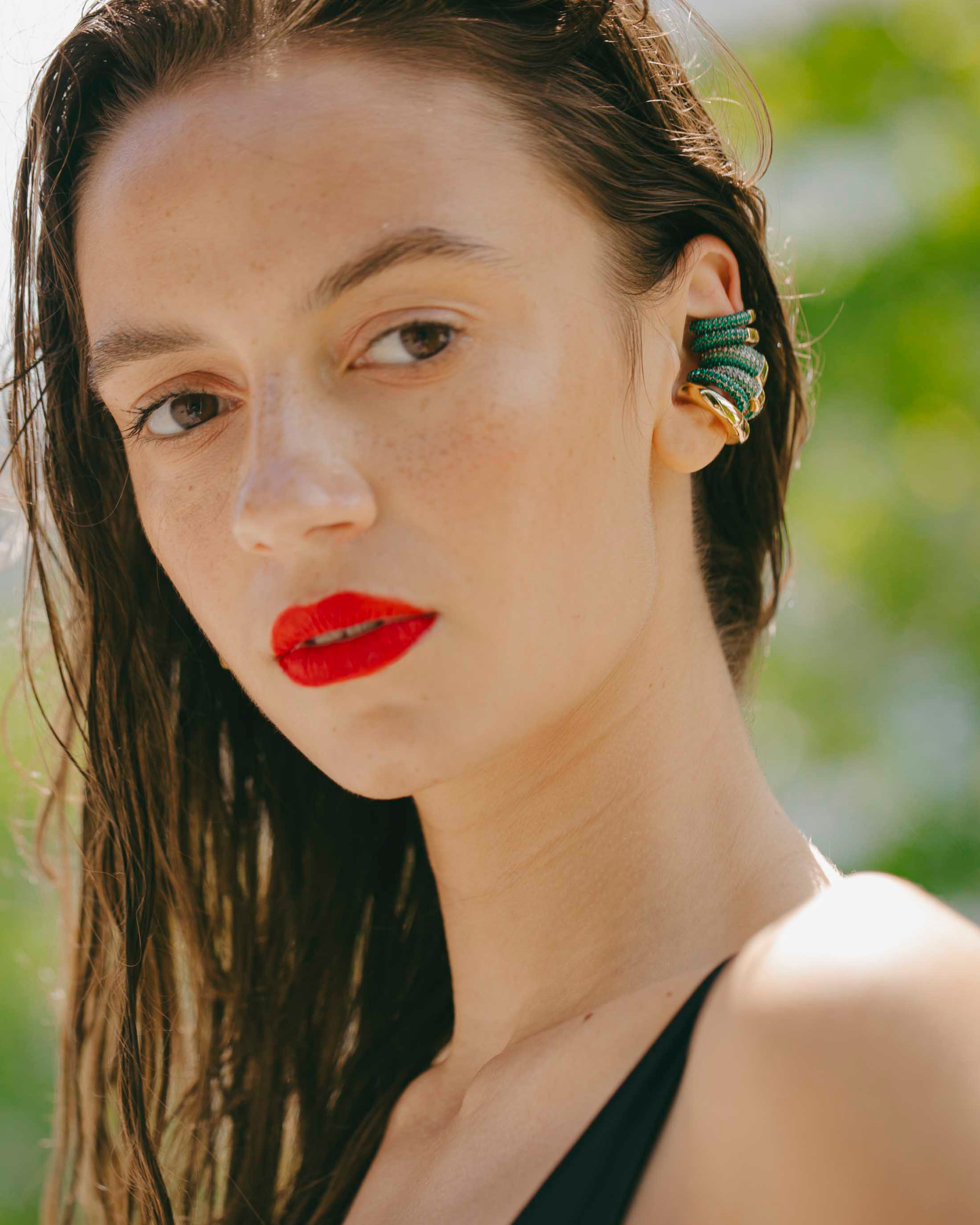 Vida Pavé Ear-Cuff