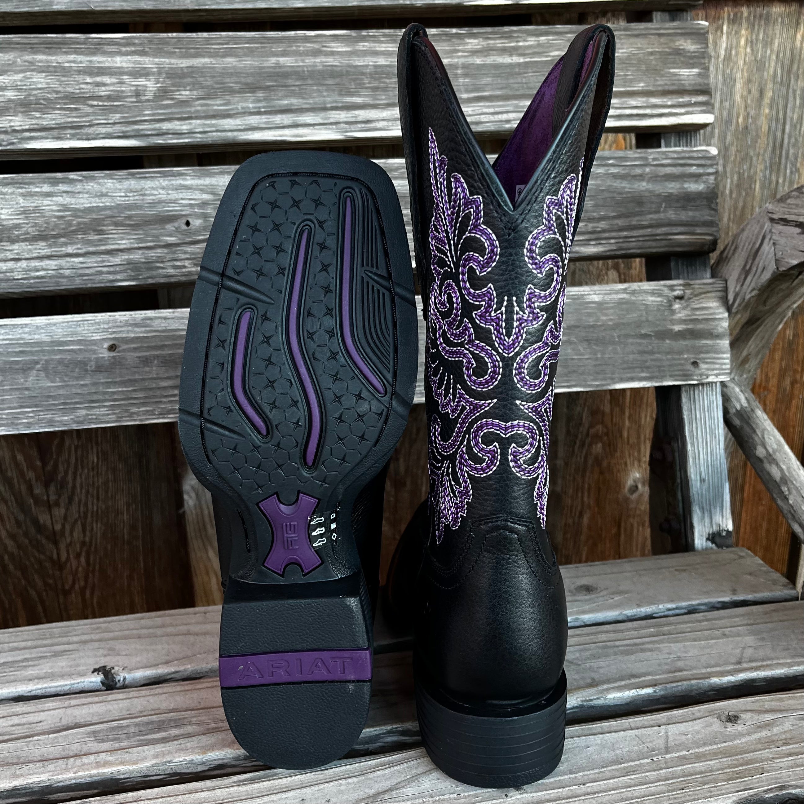 Black Round Up | Ariat Femme