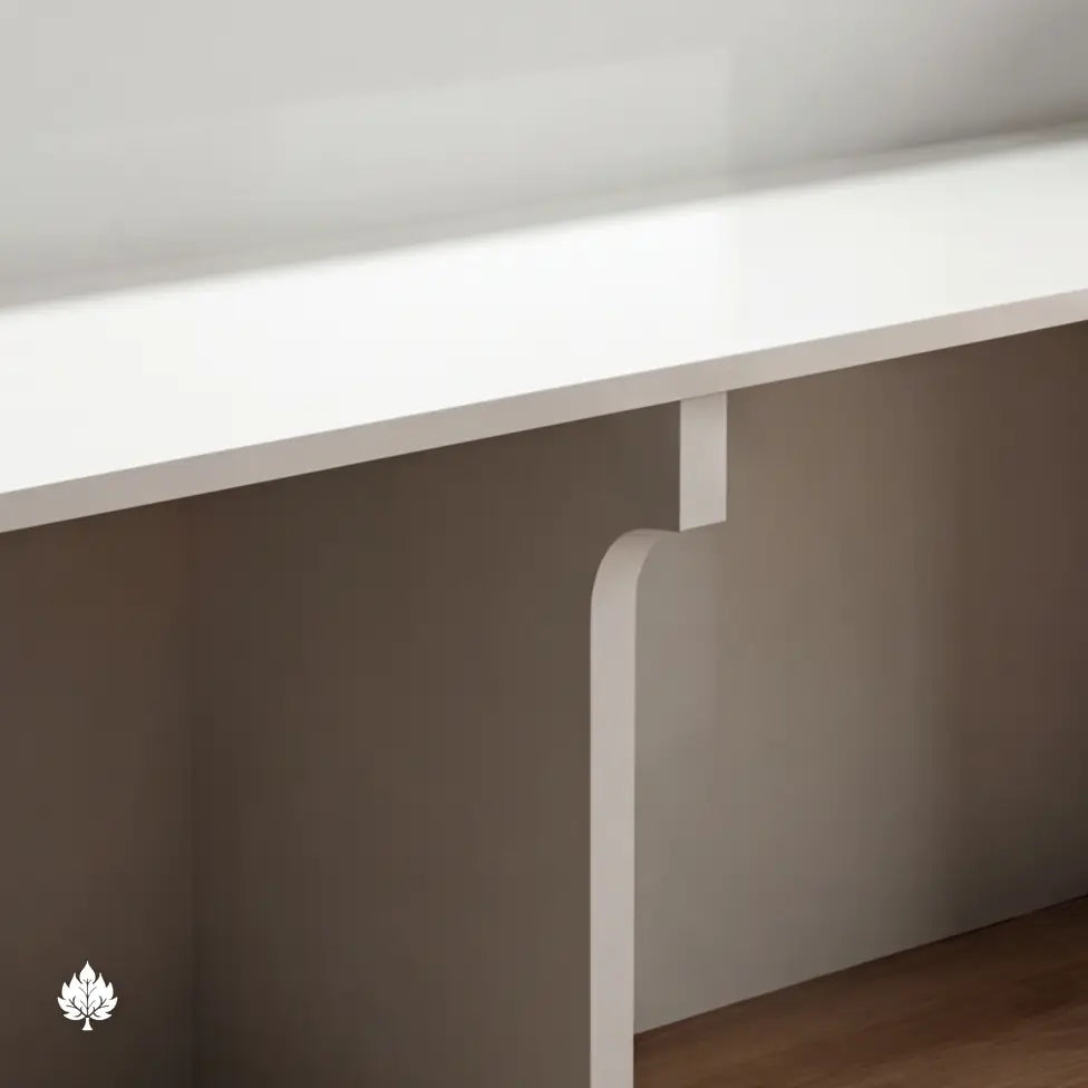 Rillena · Front Reception Desk