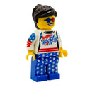 Minifig fille du 4 juillet fabriquée avec des pièces LEGO