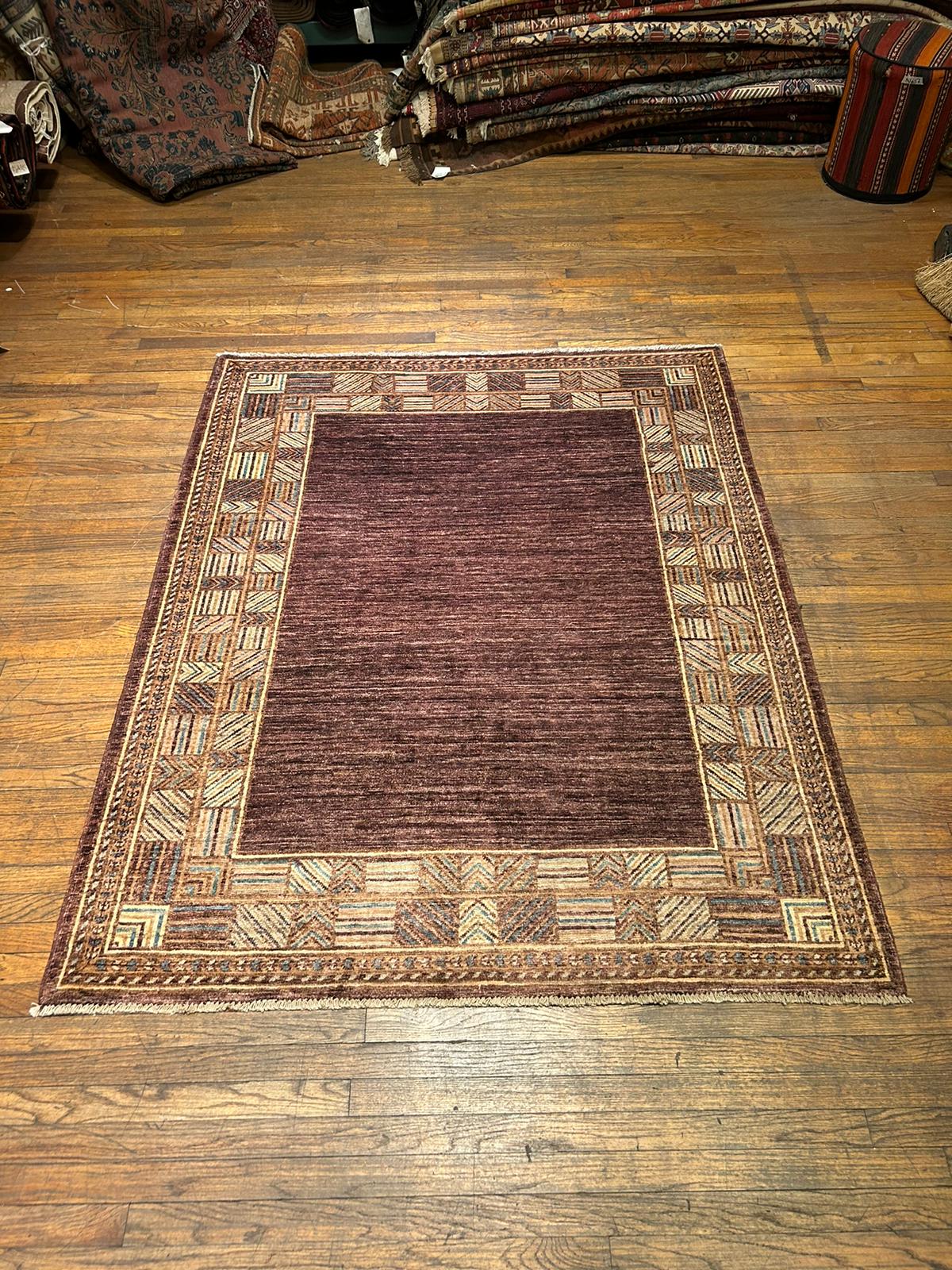 Hand-Knotted Sultanabad Vegetable-Dyed Wool Rug, 5" x 6' 5"