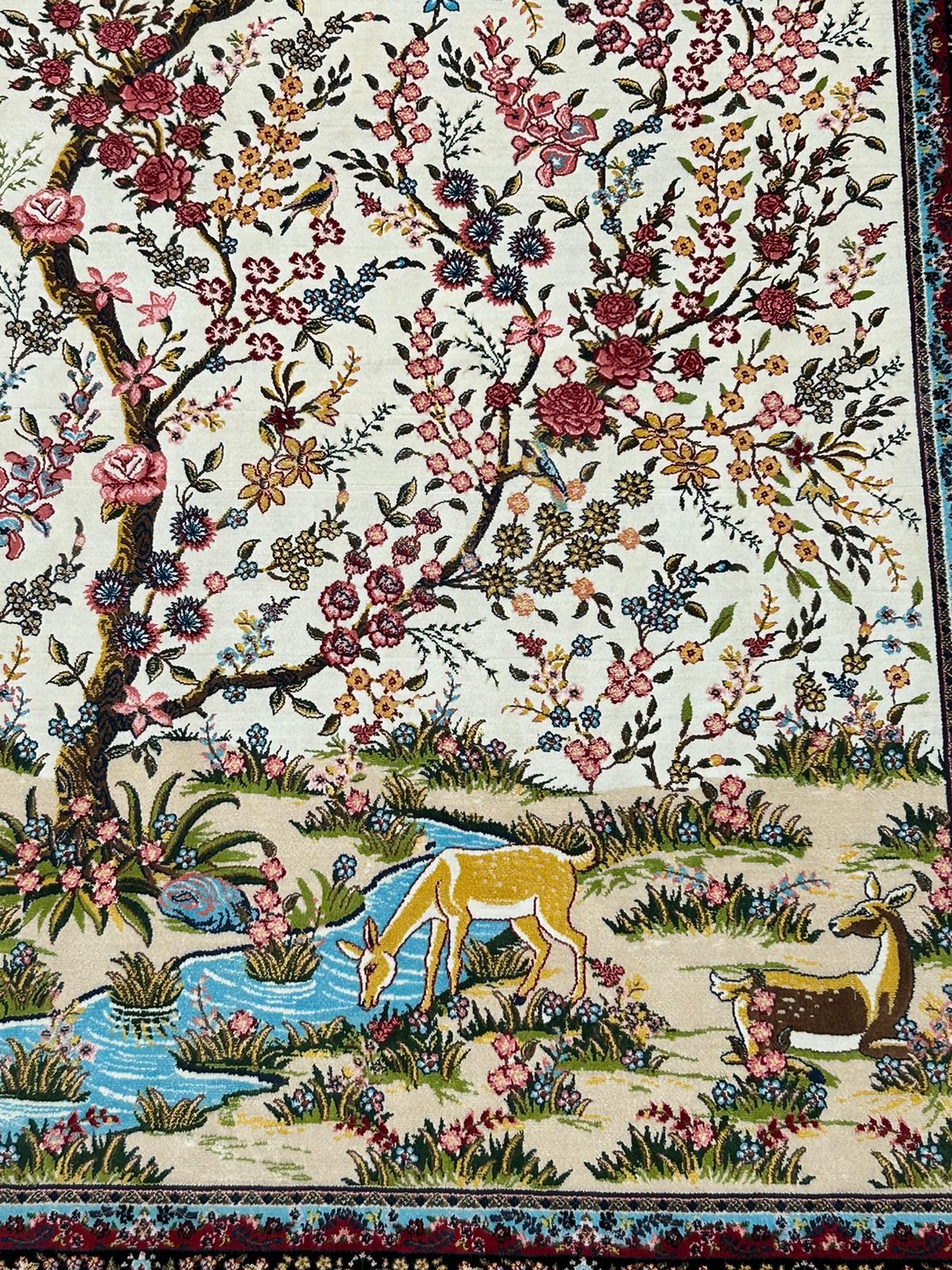 Exquisite 100% Silk Persian Design Rug – Elegant and Luxurious, size 4" x 6" (H)