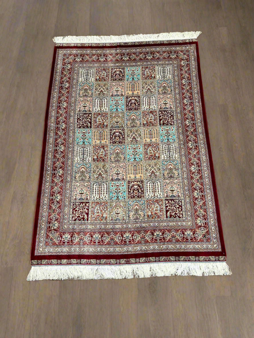 Exquisite 100% Silk Persian Design Rug – Elegant and Luxurious, size 4" x 6" (H)