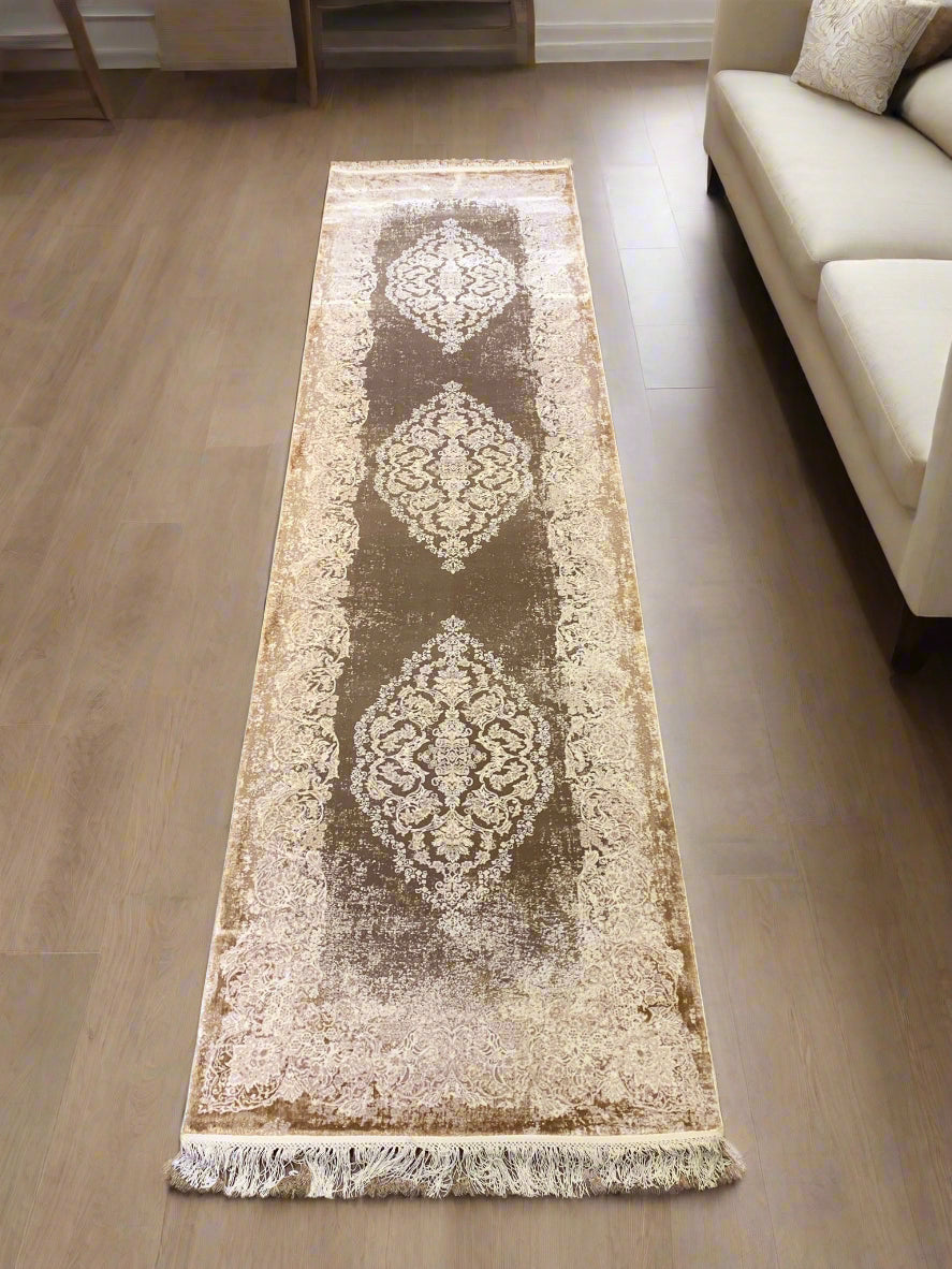 Persian-Inspired. Modern Defined. Turkish Made Rug, 2' 7" x 9' 10"(O)