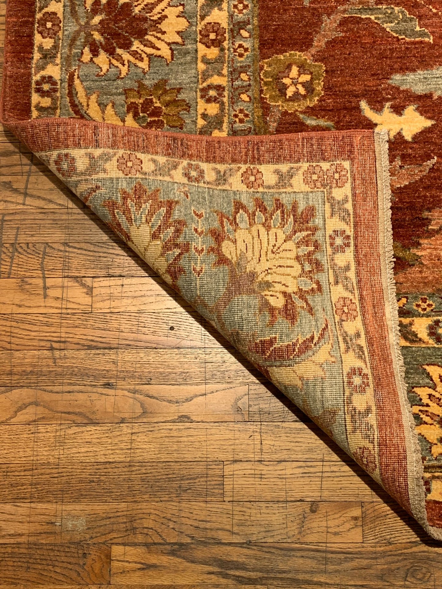 Hand-Knotted Sultanabad Vegetable-Dyed Wool Rug, 8' x 11' (K)