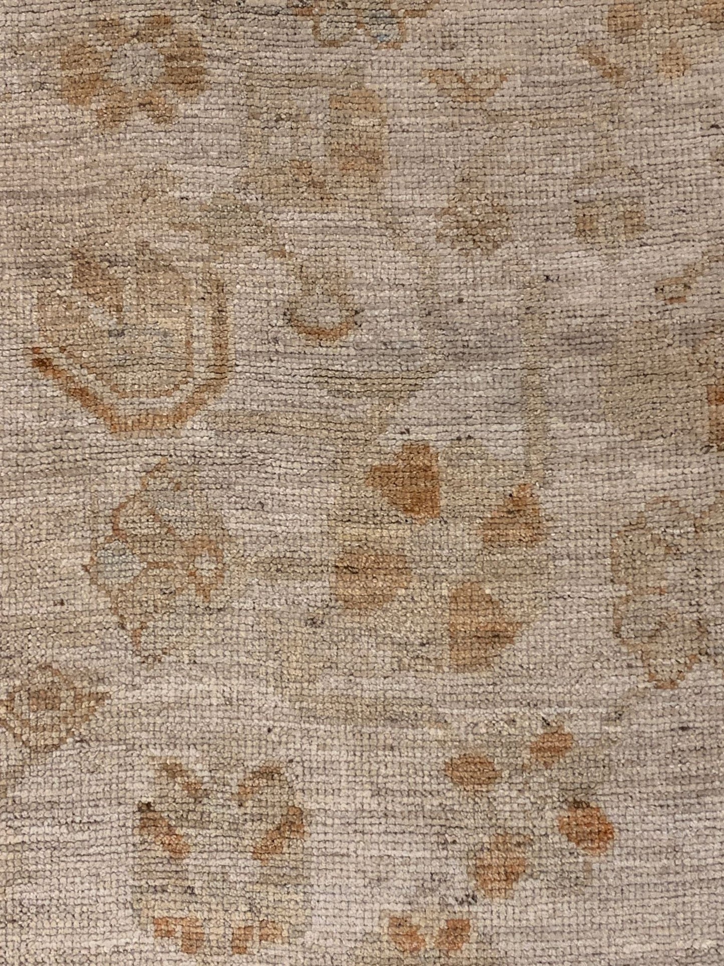 Hand-Knotted Sultanabad Vegetable-Dyed Wool Rug, 8' x 11' 8"