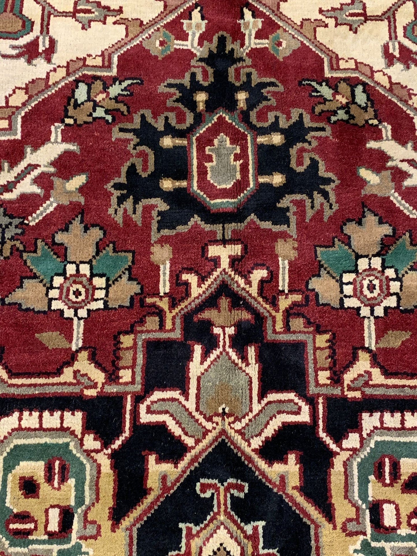 Sultanabad 100% wool Hand Made Rug, 7' 11" x 10' 1" (P)