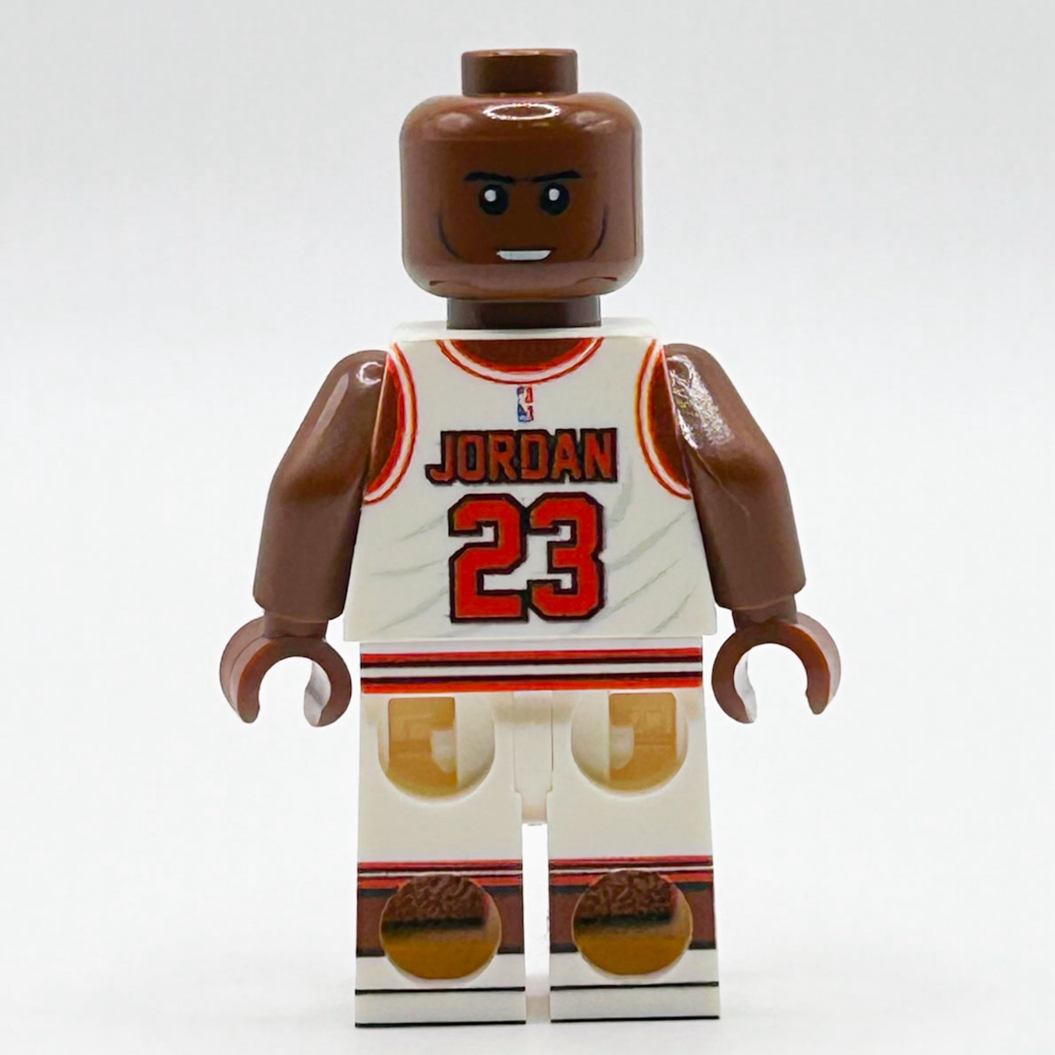 MJ #23（ホワイトジャージ）バスケットボールプレイヤーミニフィグ LEGOパーツ使用 - B3 Customs