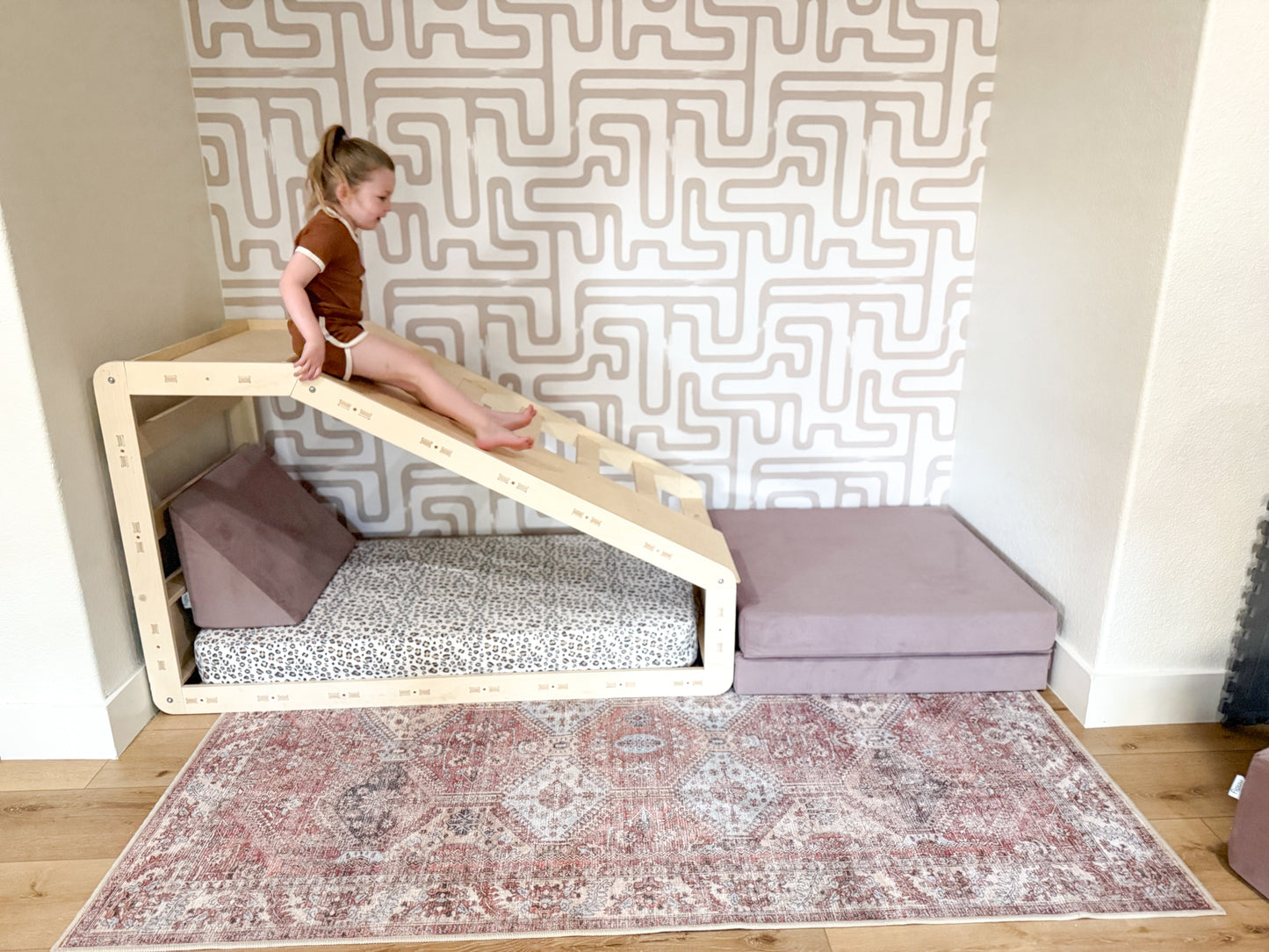 FERNANDA- Play Cube