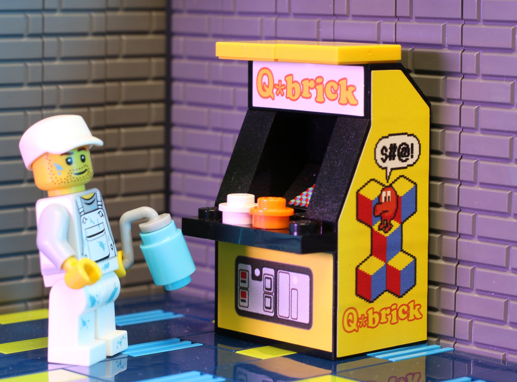 Q*Brick Classic Arcade Machine