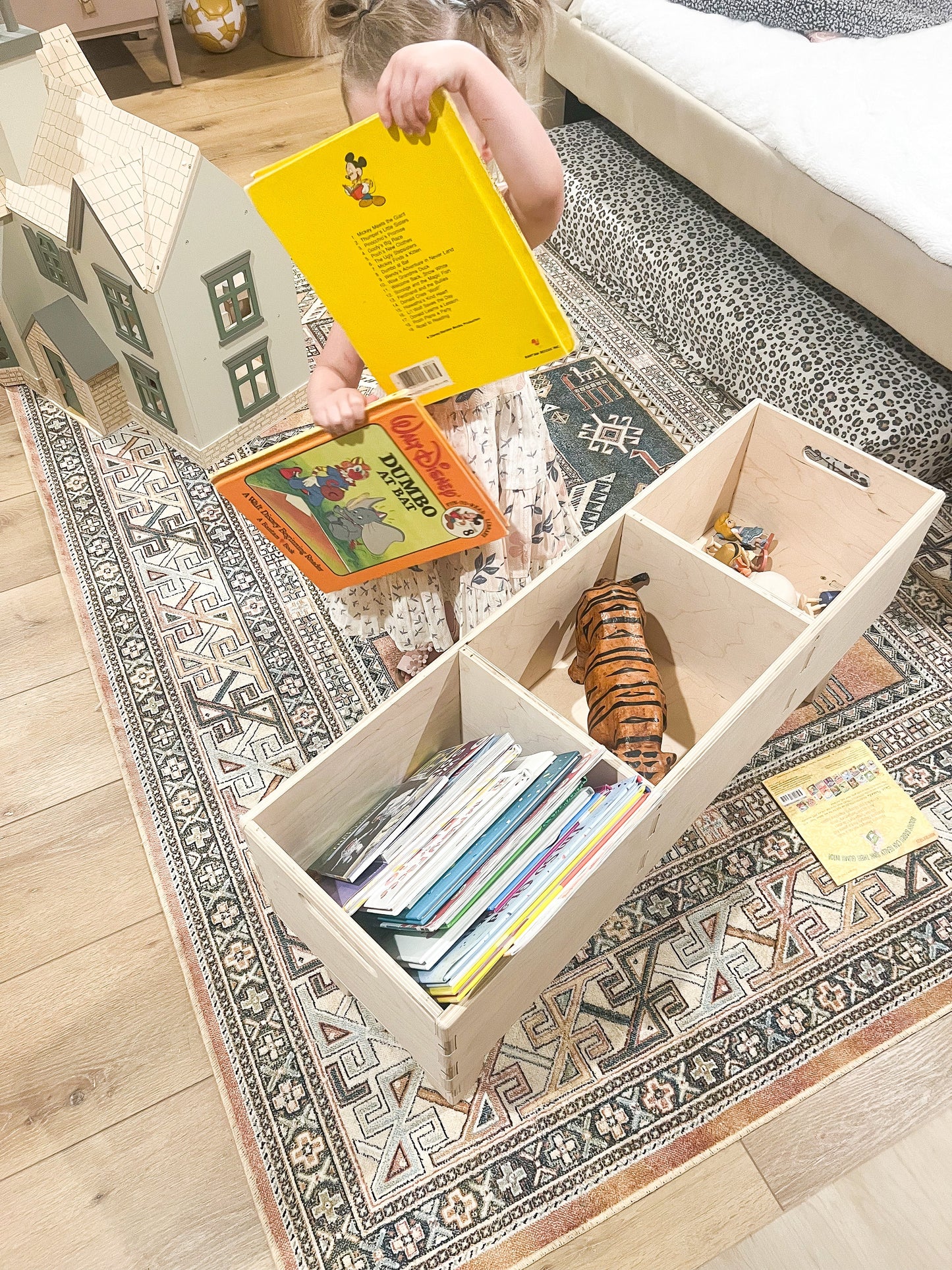 VAL- Book Bin