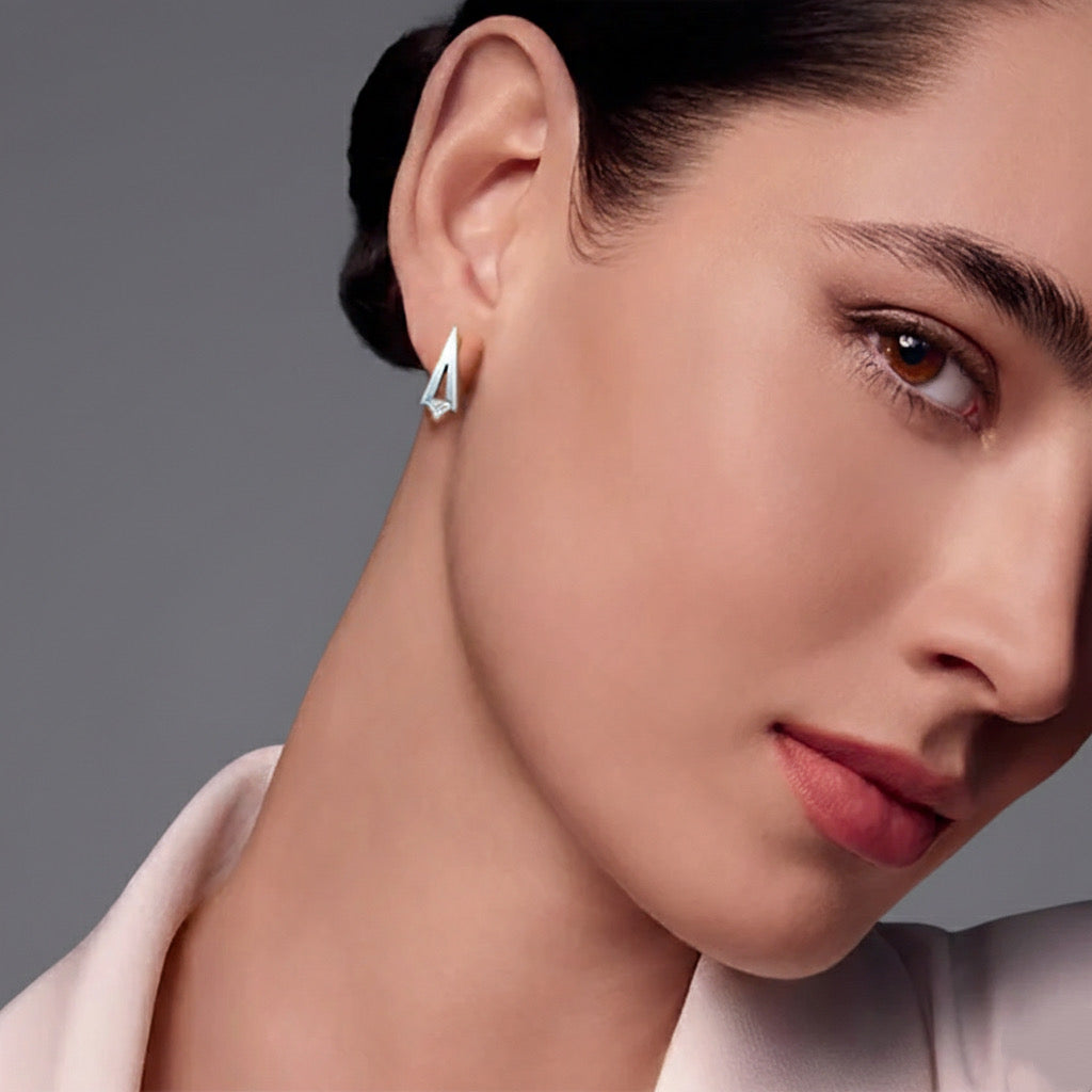 ER123W B.Tiff Sago Earrings