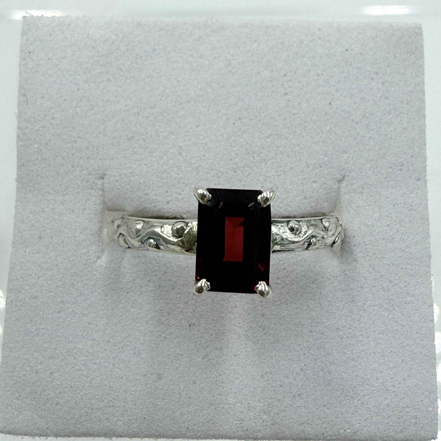 Sterling Silver Emerald-Cut Garnet Scroll Band Ring – Size 6 – Passion, Strength & Grounding
