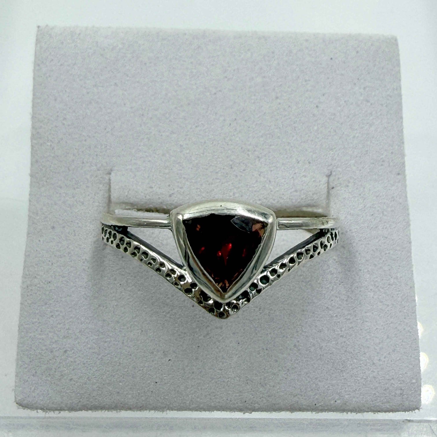 Sterling Silver Trillion Garnet Open-Frame Ring – Size 9 – Passion, Strength & Grounding