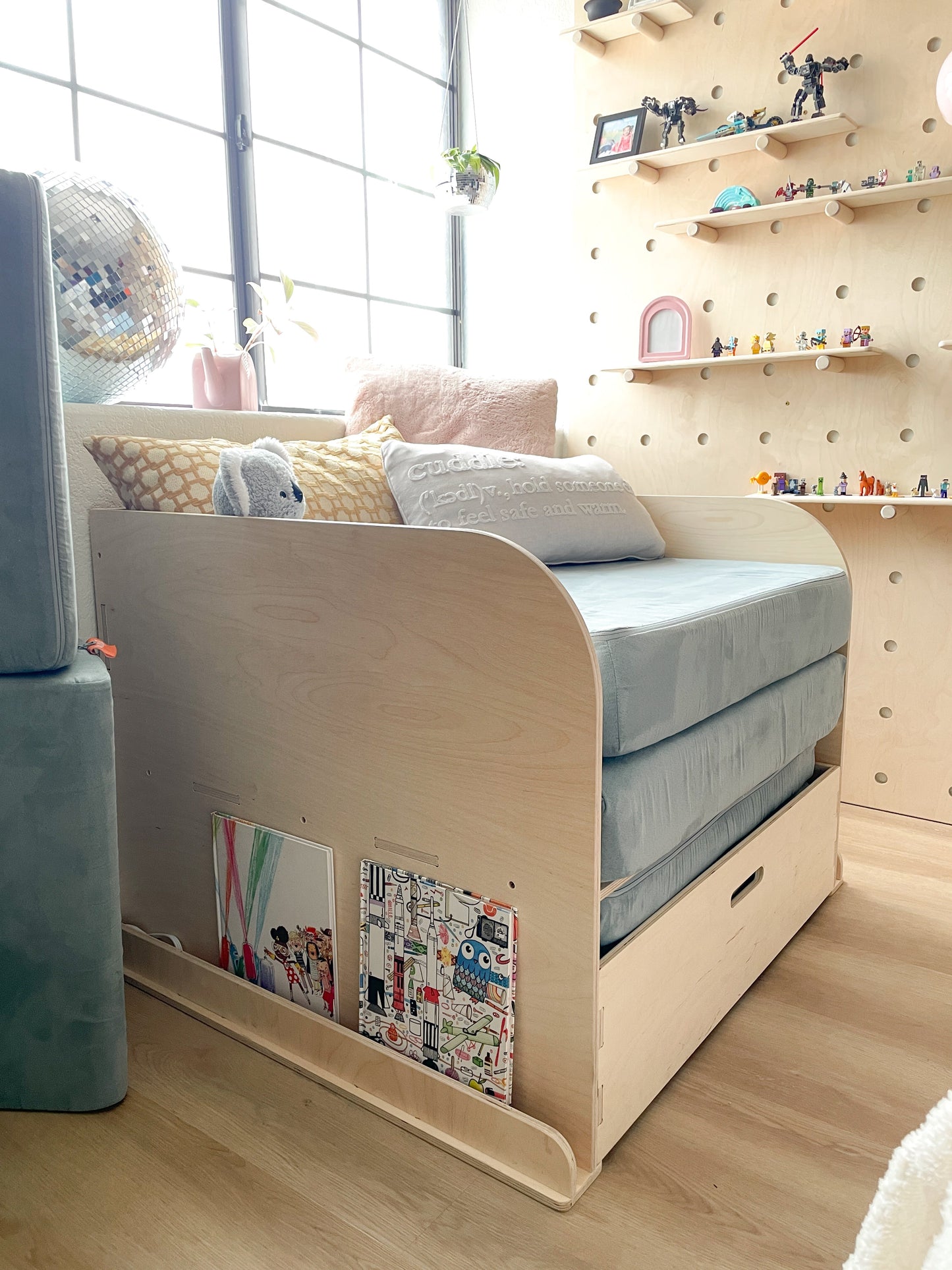 NICOLE- Play Cushion Daybed with Storage